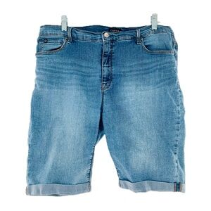 Curve Appeal Medium-Light Wash Denim 5-Pocket Cuffed Stretch Jean Shorts Size 16